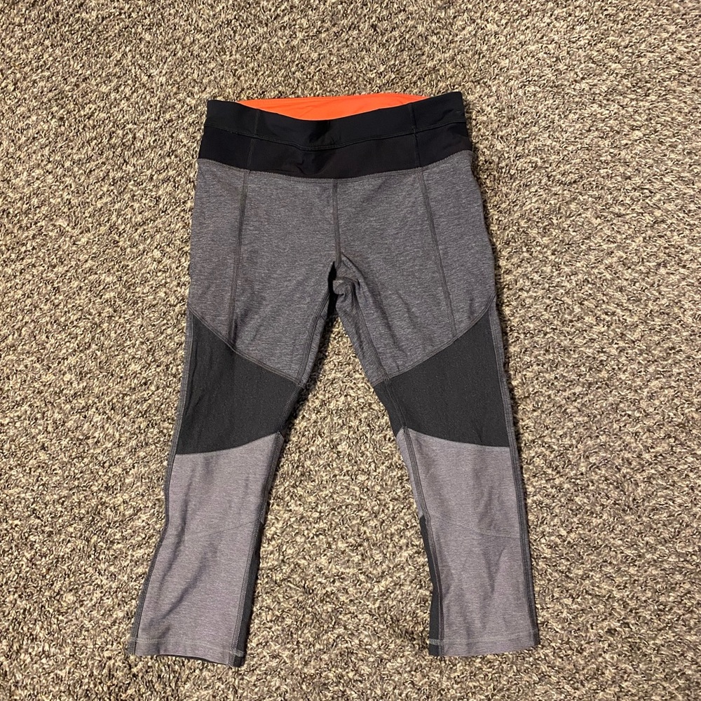 Cropped Lululemon leggings